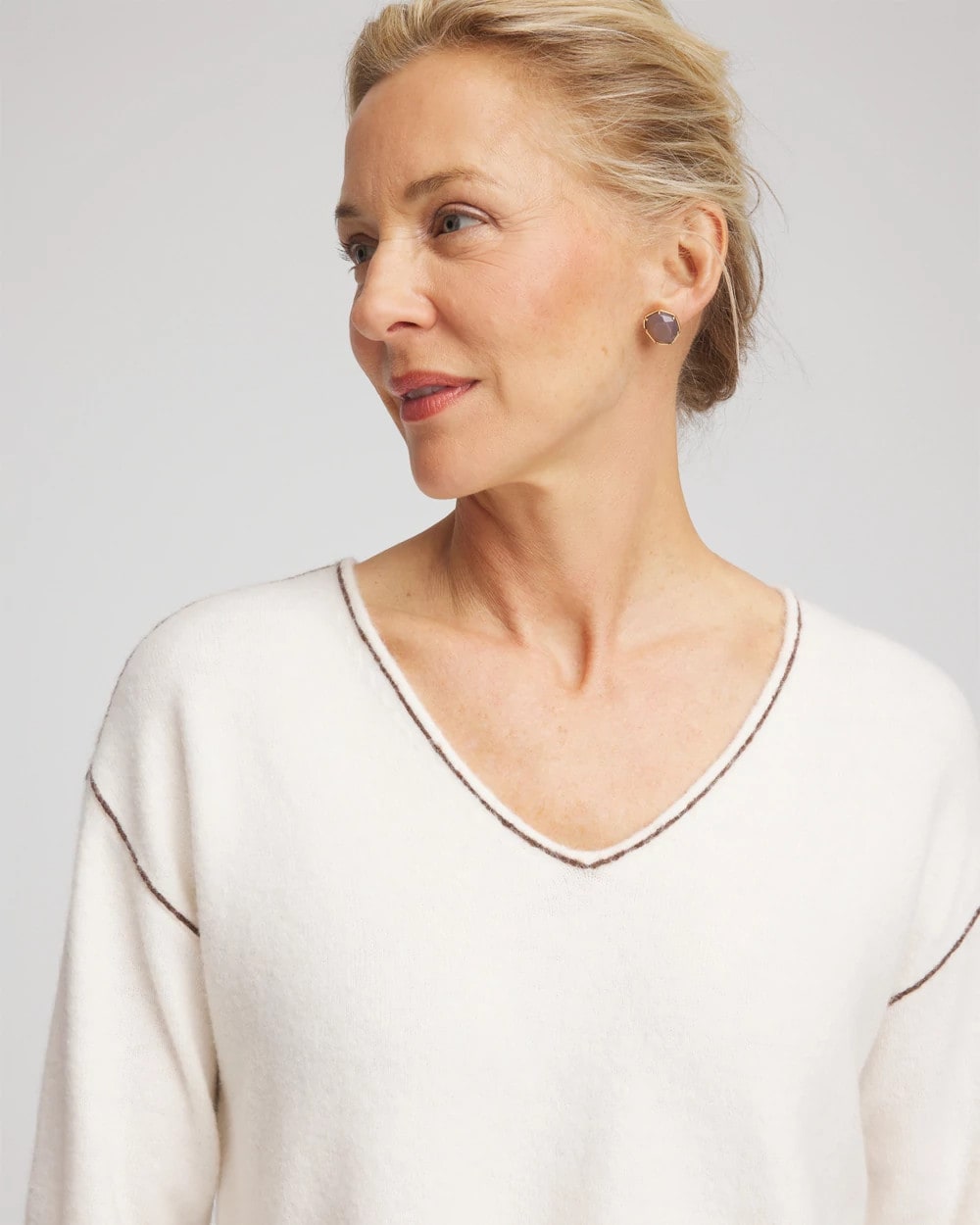 Chico's Contrast Stitch V-Neck Sweater