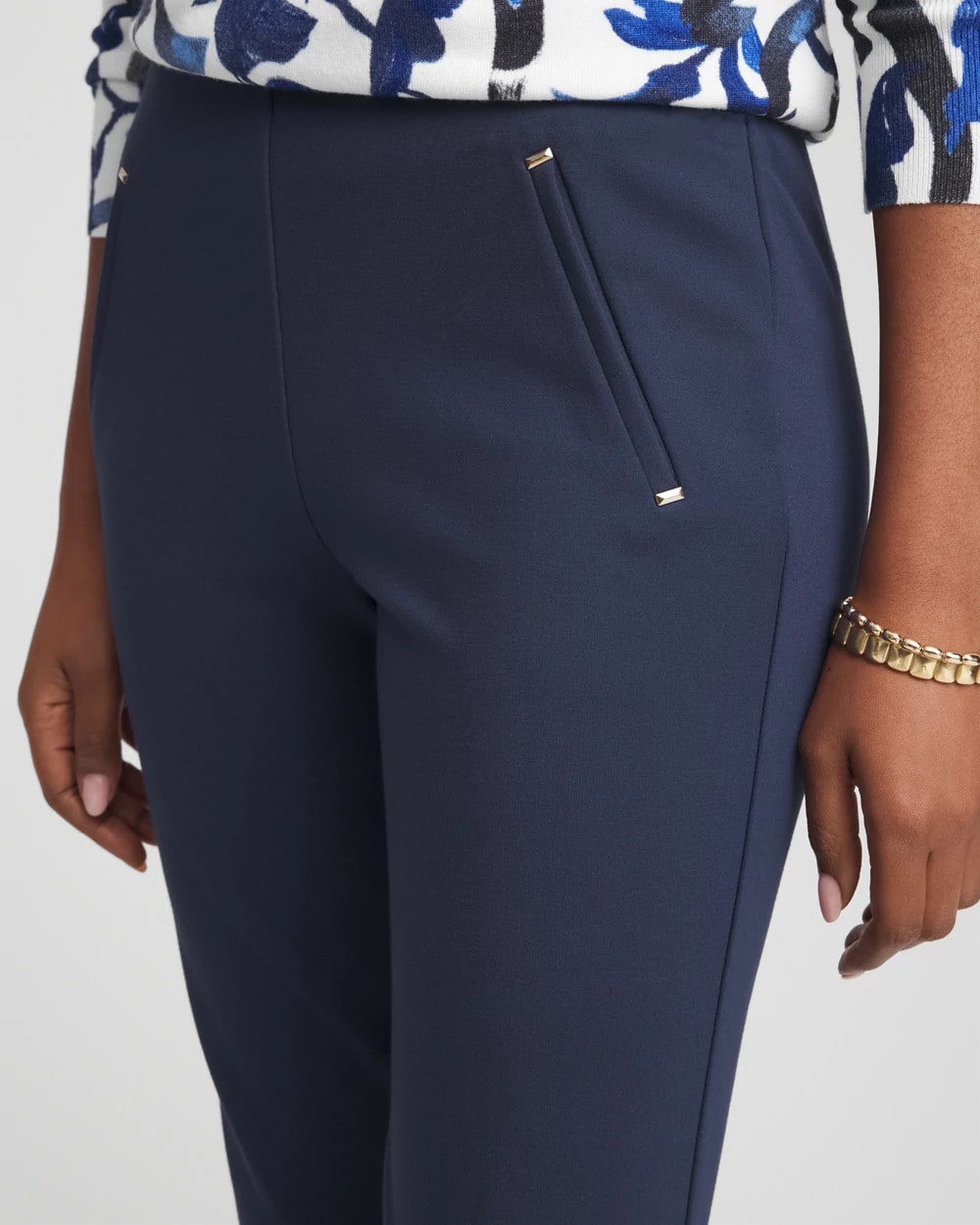 Chico's Juliet Slim Trim Detail Ankle Pants