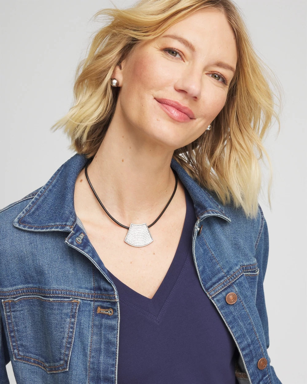 Chico's Silver Glitz Pendant Necklace