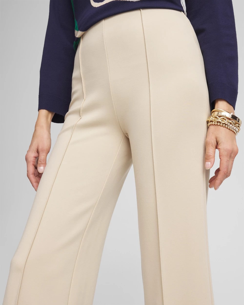 Chico's Lightweight Juliet Kick Flare Pants