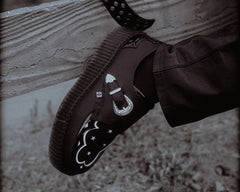 T.U.K. Shoes V3287 Black TUKskin Western Buckle Viva Mondo Creeper