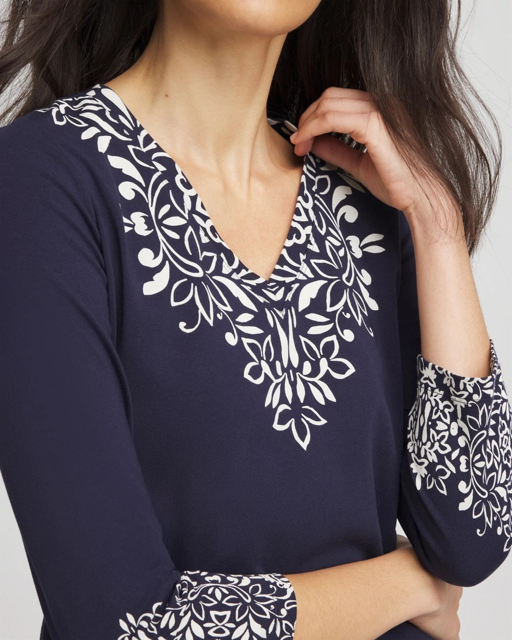 Chico's Chic Scroll 3/4 Sleeve Perfect Tee