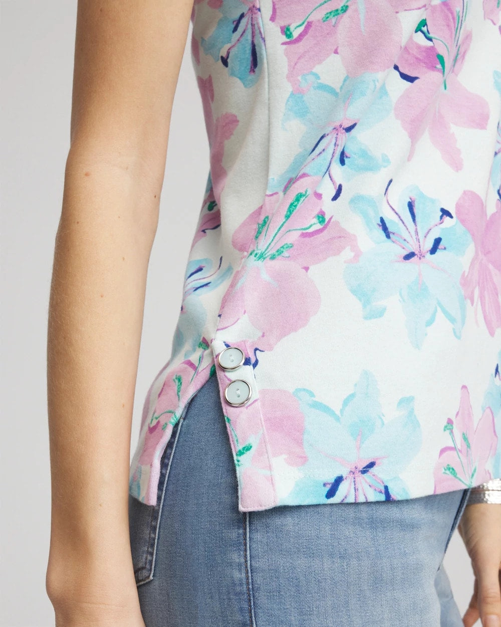 Chico's Floral Sleeveless V-Neck Tank