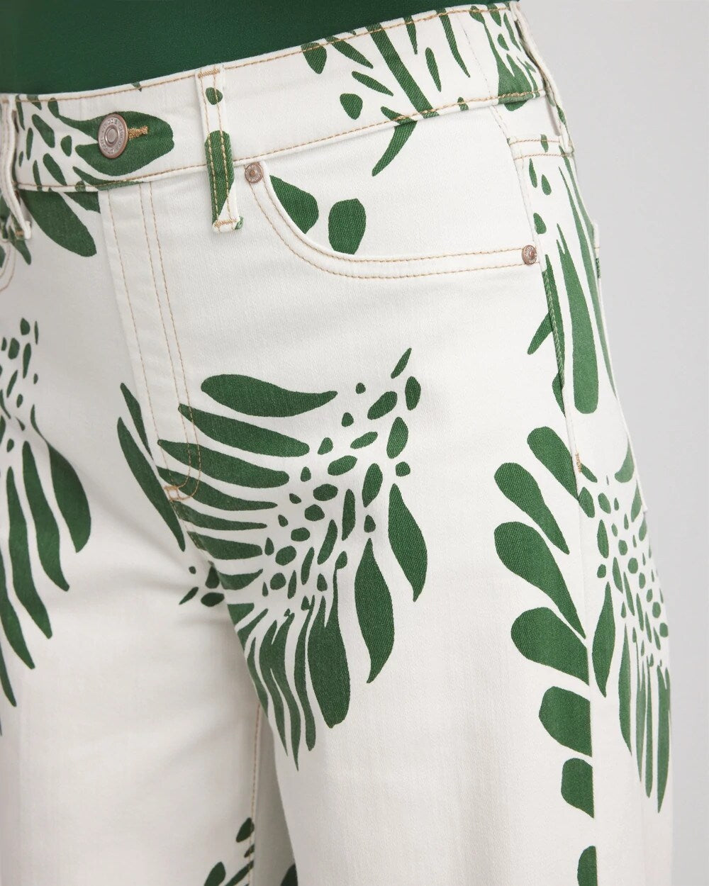 Chico's Palm-Frond-Motif Pull-On Wide-Leg Cropped Jeans