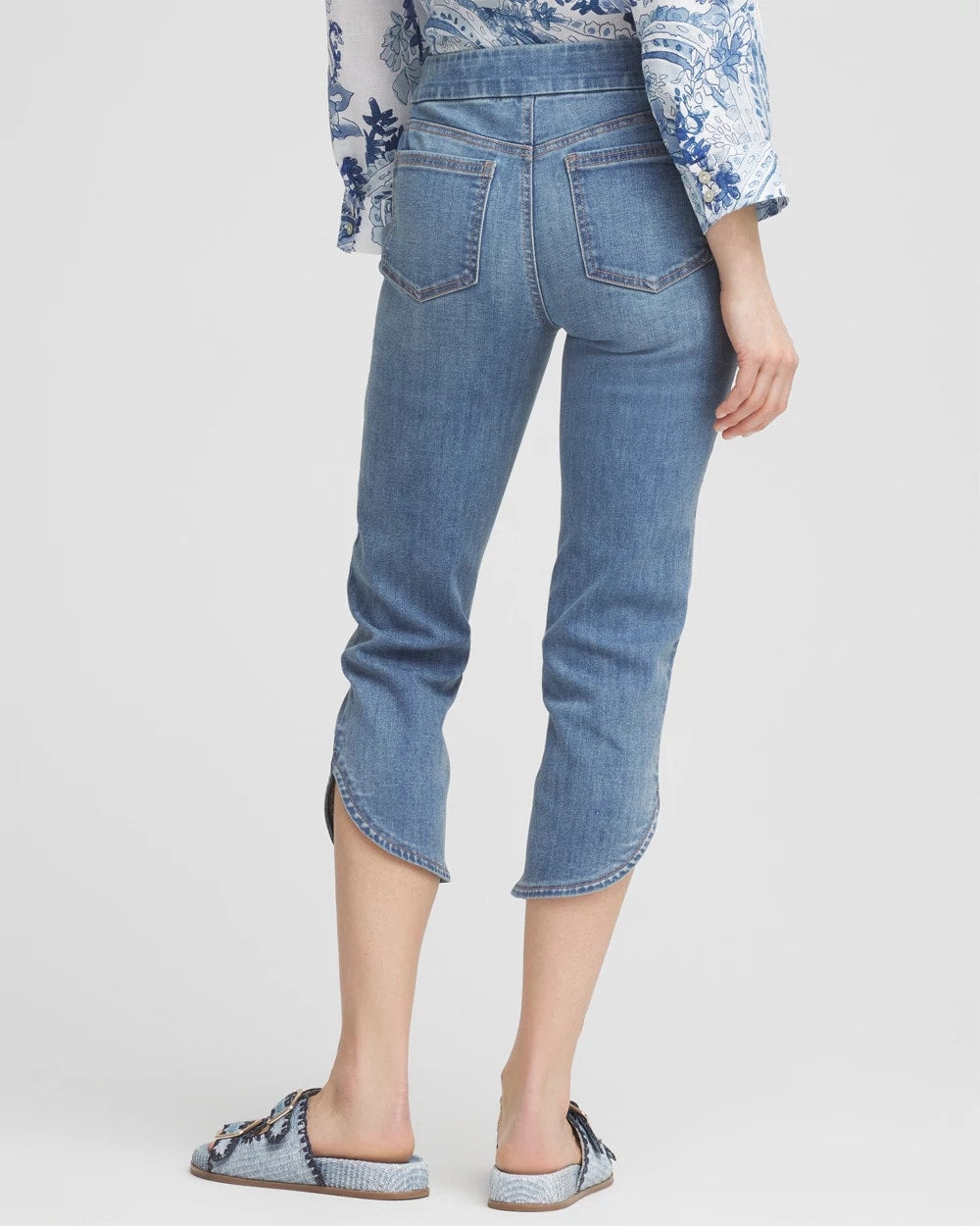 Chico's Pull-On Dolphin-Hemmed Capri Jeans