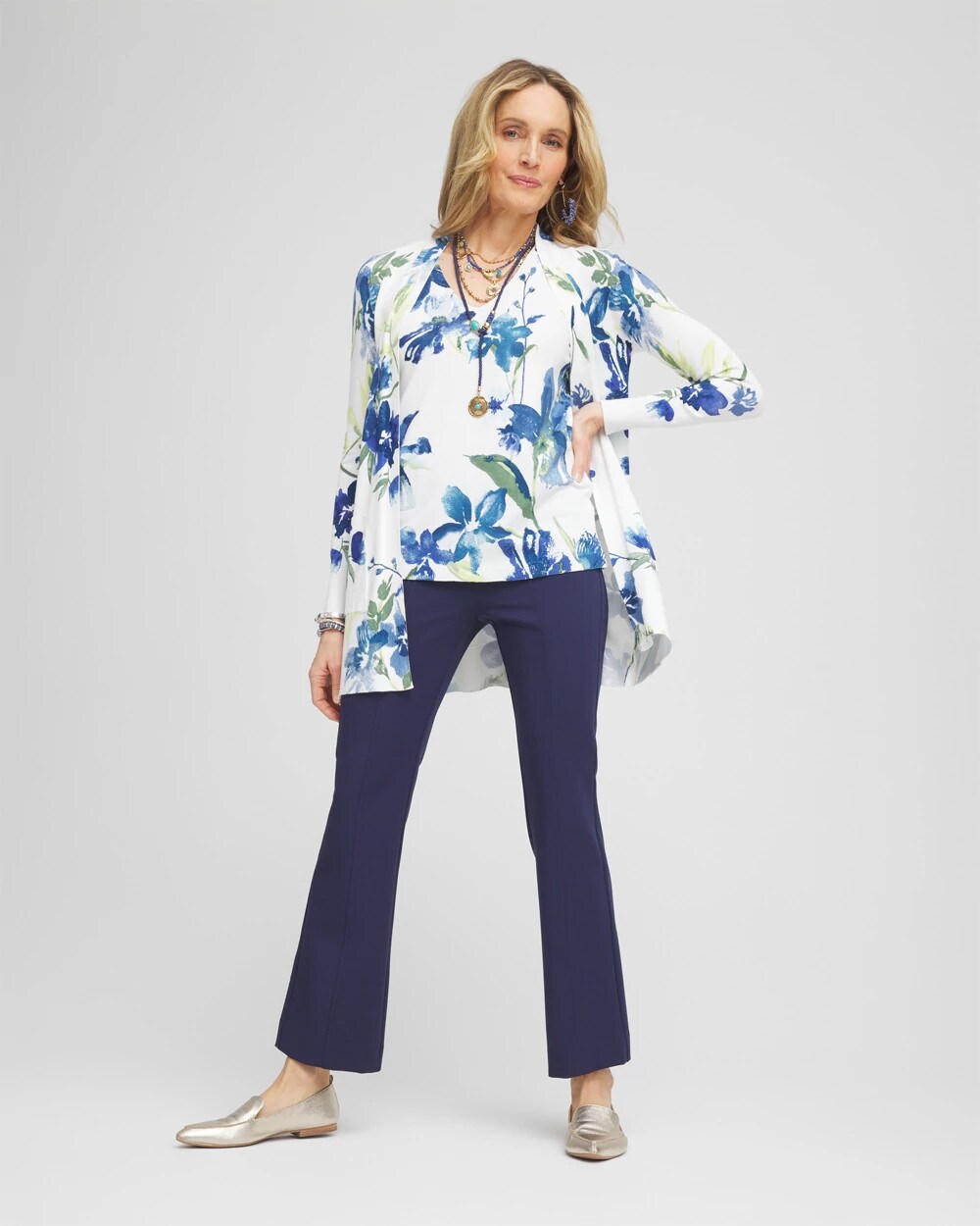 Chico's Lightweight Juliet Kick Flare Pants