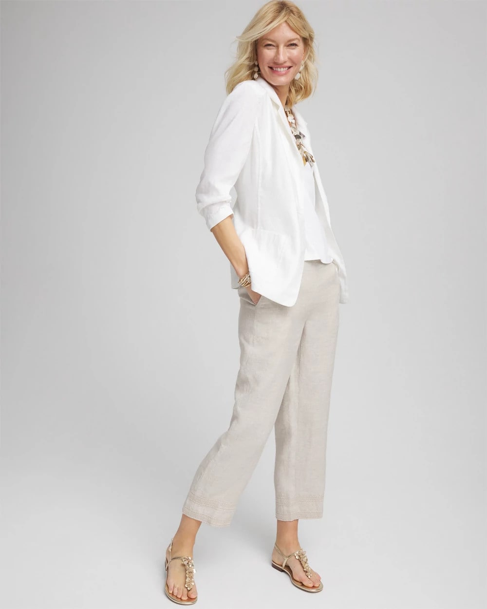 Chico's Linen Pull On Waist Cropped Pants