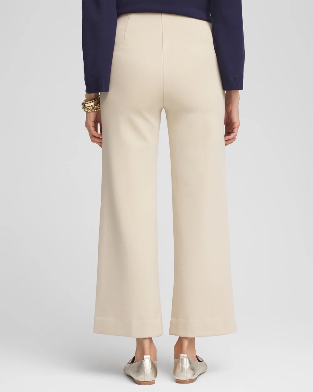 Chico's Lightweight Juliet Kick Flare Pants