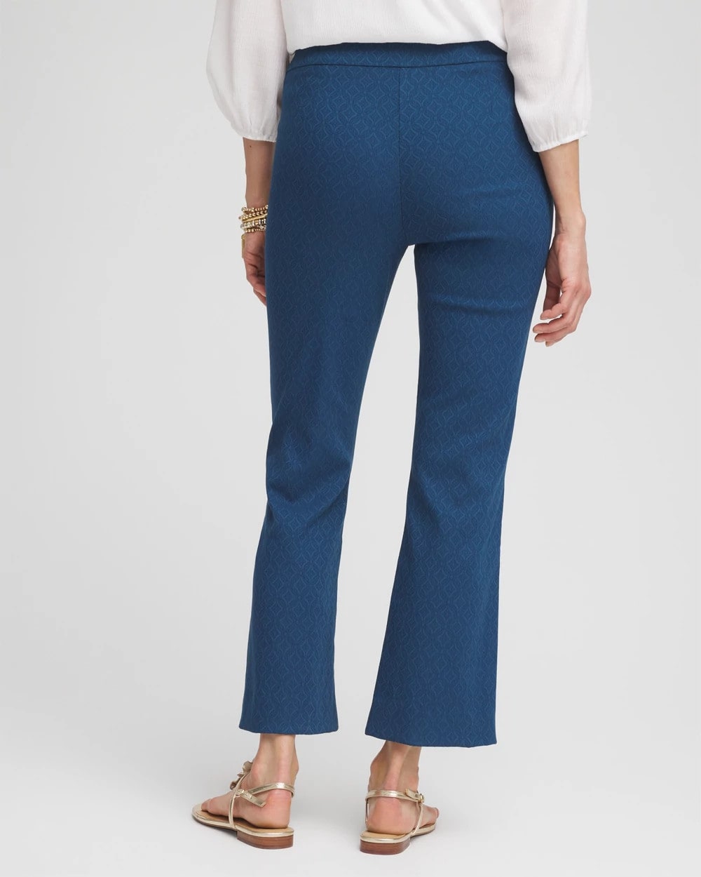 Chico's Lightweight Juliet Kick Flare Pants