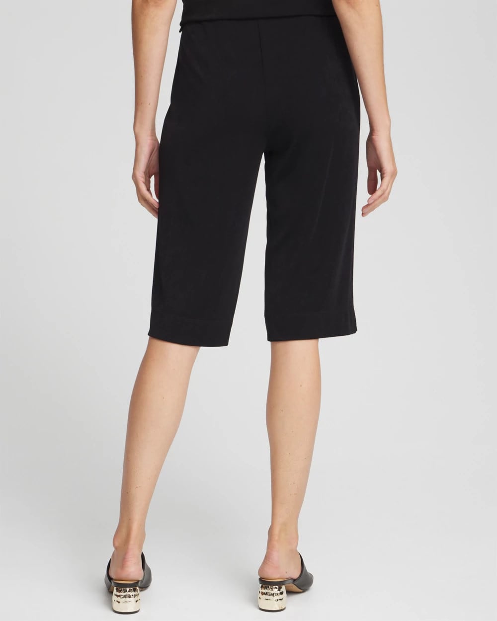 Chico's Travelers™ No Tummy Shorts