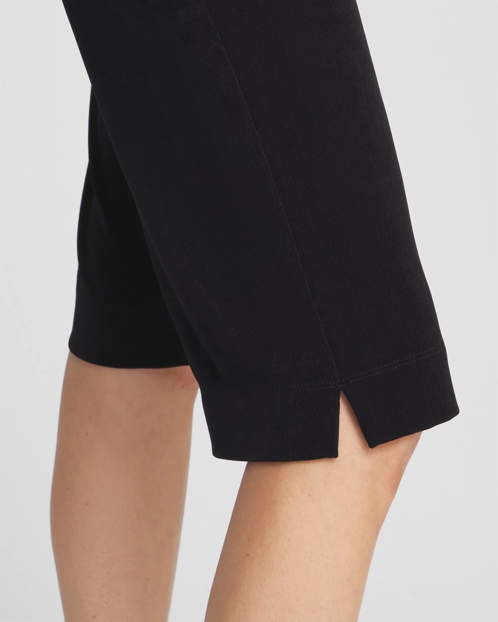 Chico's Travelers™ No Tummy Shorts
