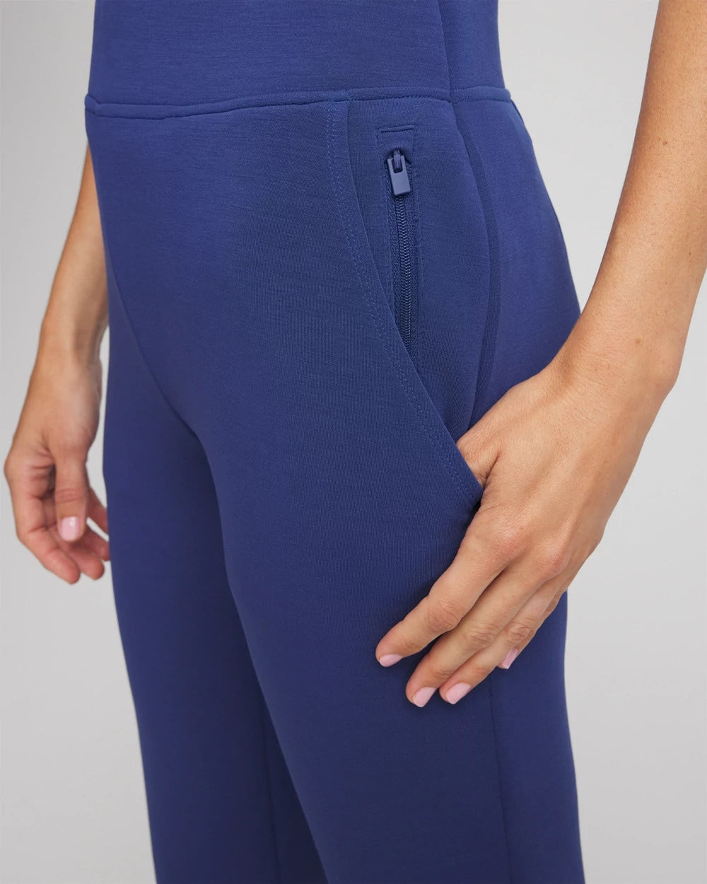 Chico's Zenergy® Soft Ankle Pants