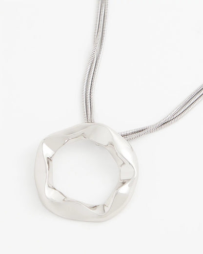 Chico's Short Circle Pendant Necklace