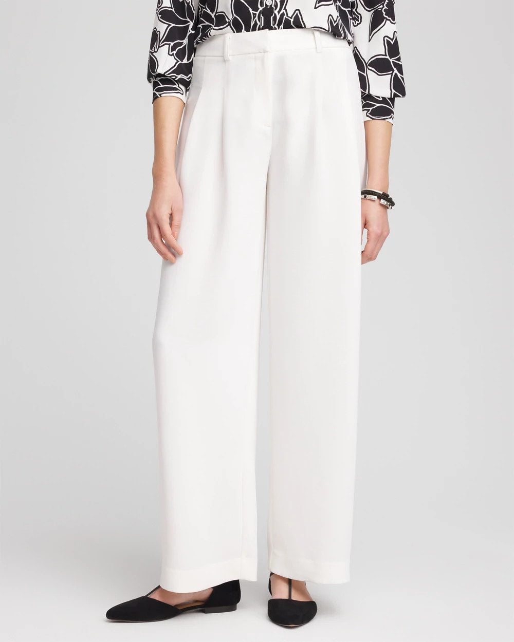Chico's Petite Crepe Pleated Relaxed Pants