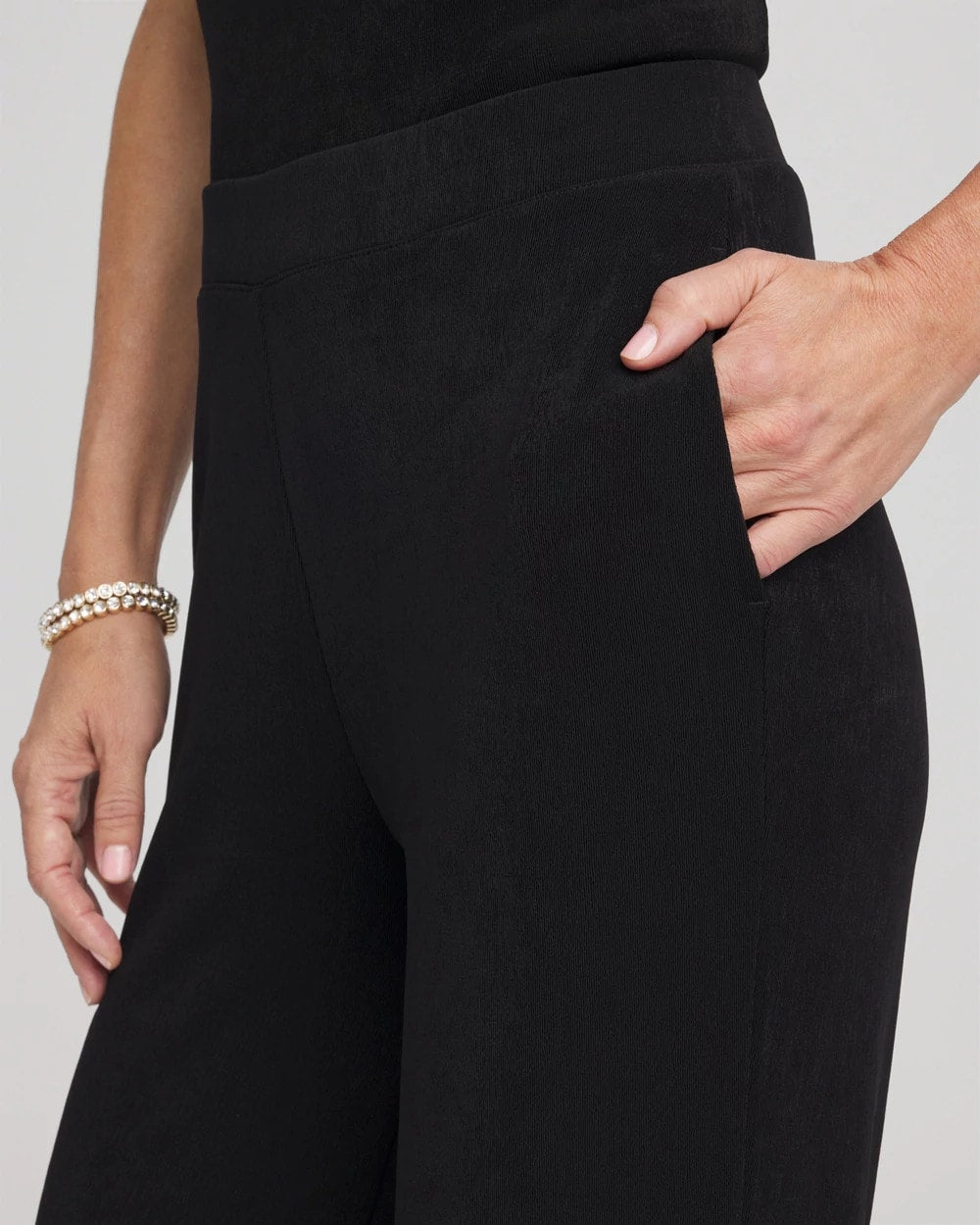 Chico's Petite Travelers™ Wide-Leg Pocket Pants