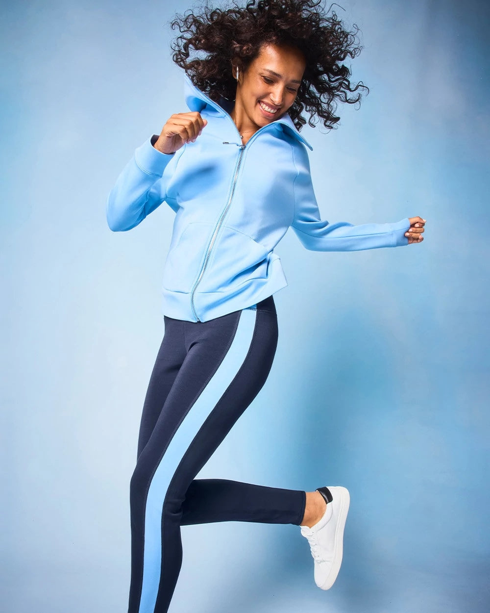 Chico's Zenergy® Soft Topaz Contrast Leggings