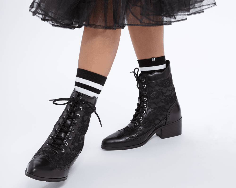 T.U.K. Shoes T2300L Black Victorian Anarchic Pointed Boot