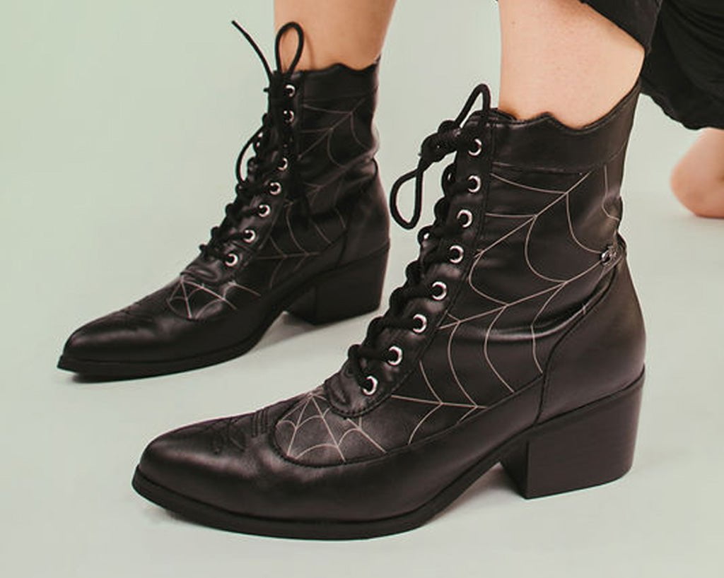 T.U.K. Shoes T2312L Black Victorian 8-Eye Spiderweb Pointed Anarchic Heel