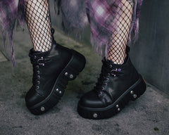 T.U.K. Shoes A3334 Black TUKskin Bolt Airship Boot