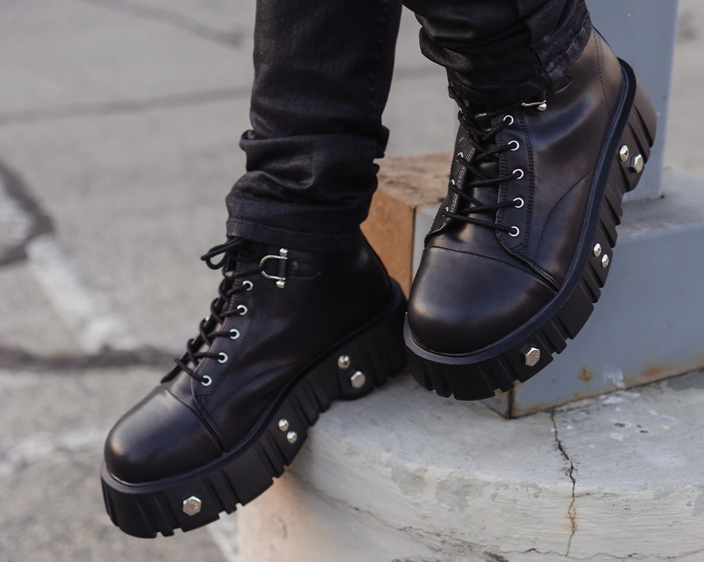 T.U.K. Shoes A3334 Black TUKskin Bolt Airship Boot