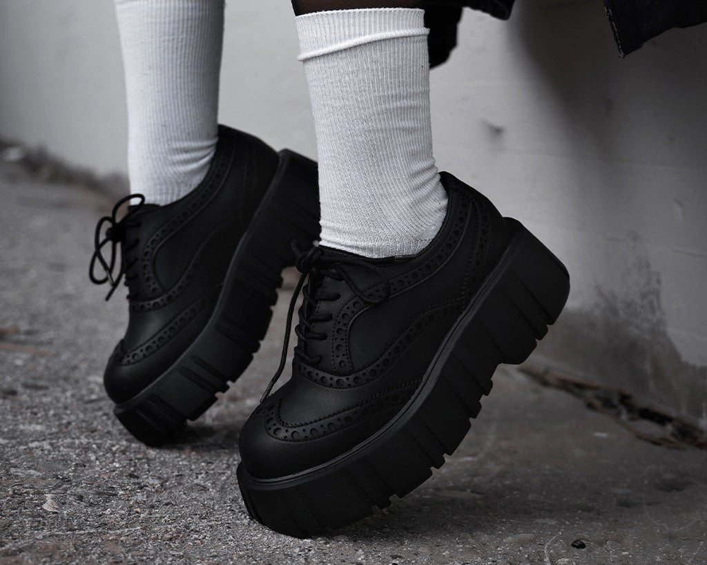 T.U.K. Shoes T2337 Black TUKskin™ Anarchic Airship Brogue