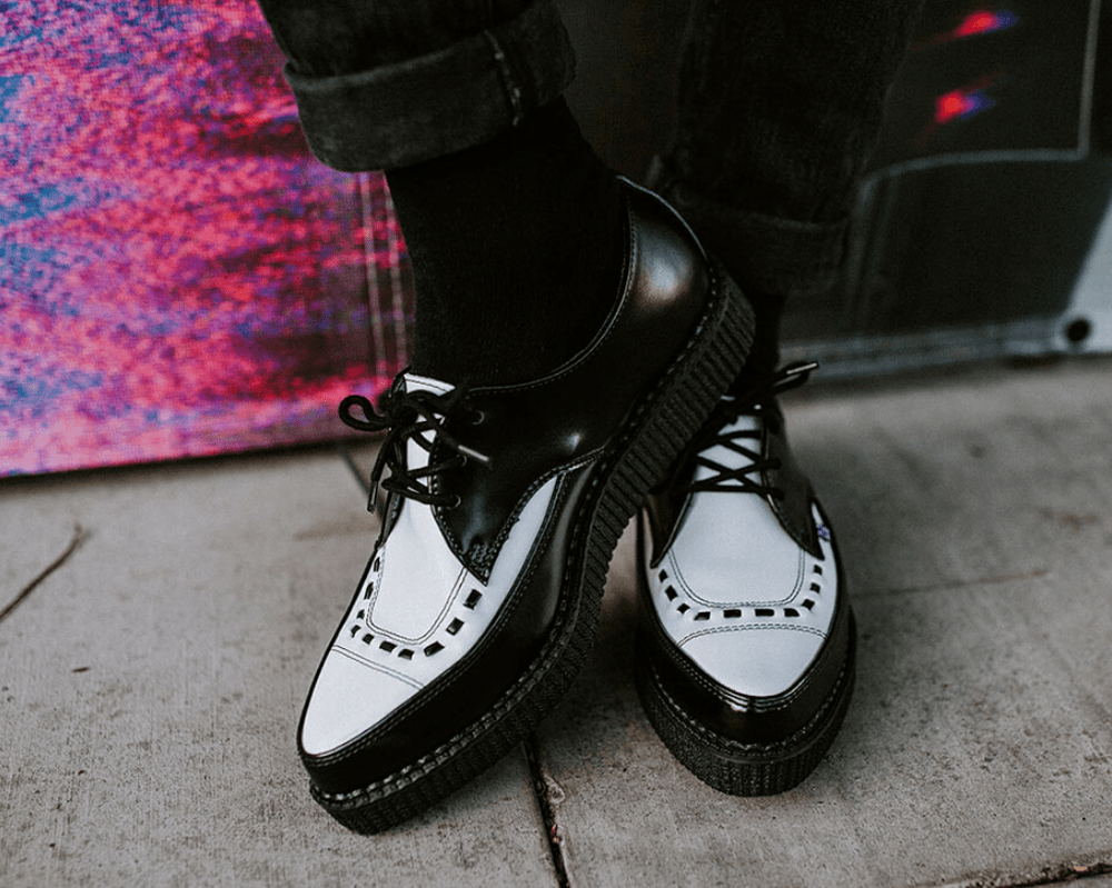 T.U.K. Shoes A8140 Two-tone Pointed Creepers