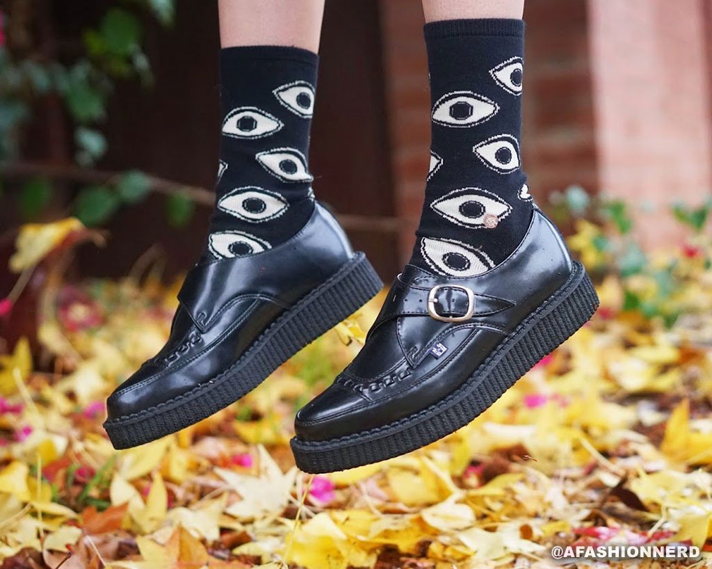 T.U.K. Shoes A8520 Pointed Buckle Creepers