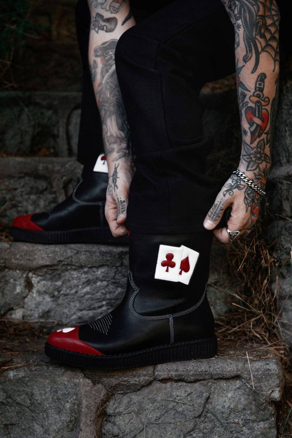 T.U.K. Shoes A3440 Black & Red Playing Cards Western Creeper Boot