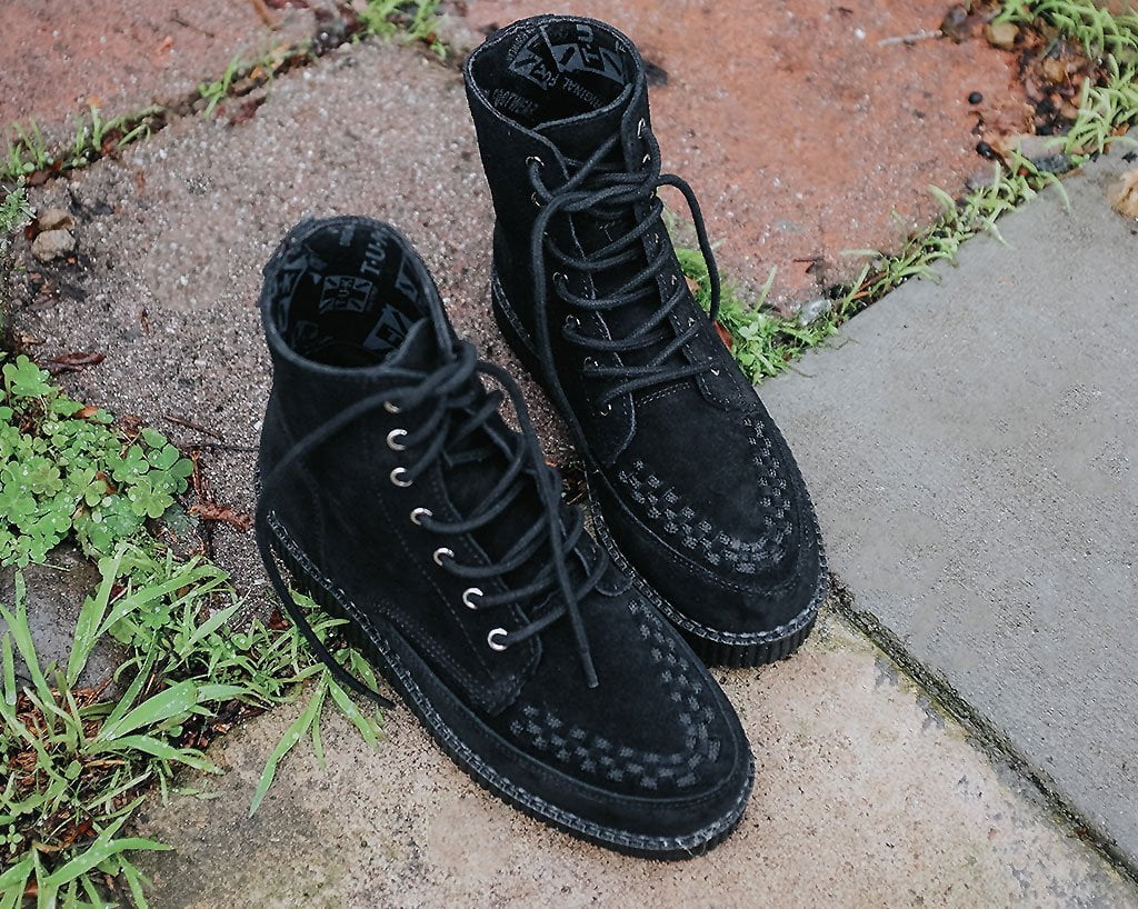T.U.K. Shoes F9710 Black Suede 7-Eye Viva Low Boot