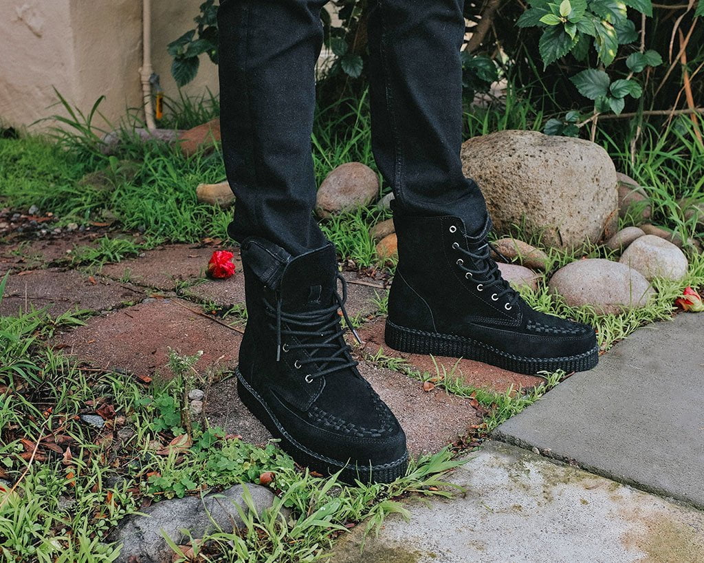 T.U.K. Shoes F9710 Black Suede 7-Eye Viva Low Boot