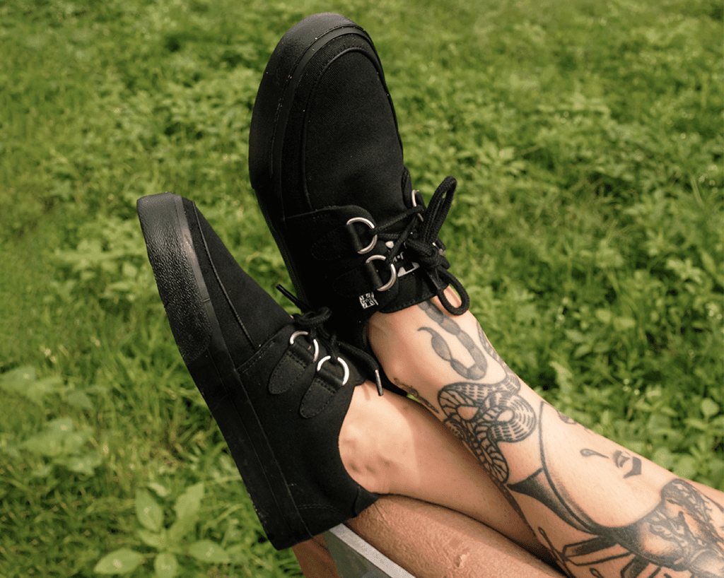 T.U.K. Shoes A9486 Black Basic Twill D-Ring Sneaker