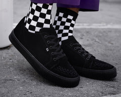 T.U.K. Shoes A3313 Black Suede Lace-Up Creeper Sneaker