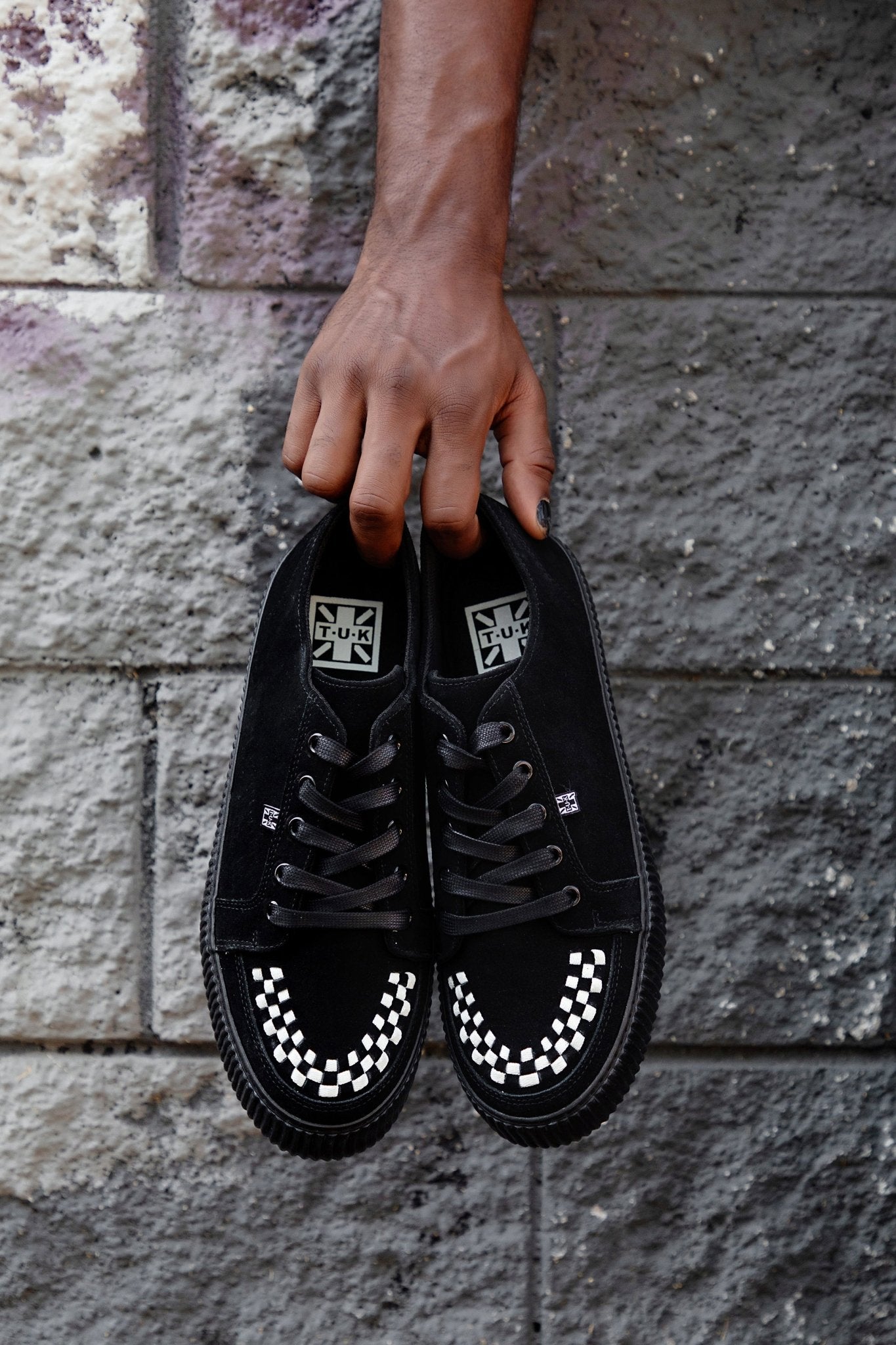 T.U.K. Shoes A3430 Black & White Suede Lace-Up Creeper Sneaker