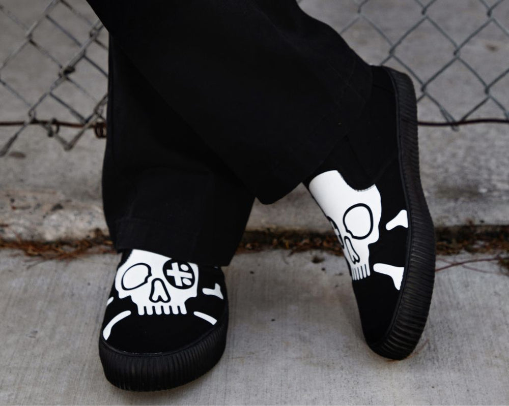 T.U.K. Shoes A3352 Black Skull Canvas Slip-On Sneaker