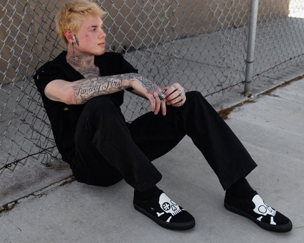 T.U.K. Shoes A3352 Black Skull Canvas Slip-On Sneaker