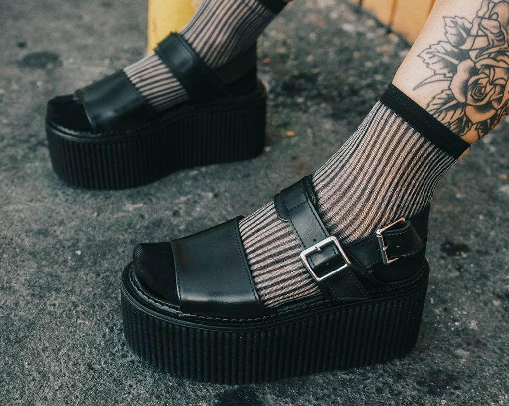T.U.K. Shoes S9966L Black Brush-Off Strato Sandal