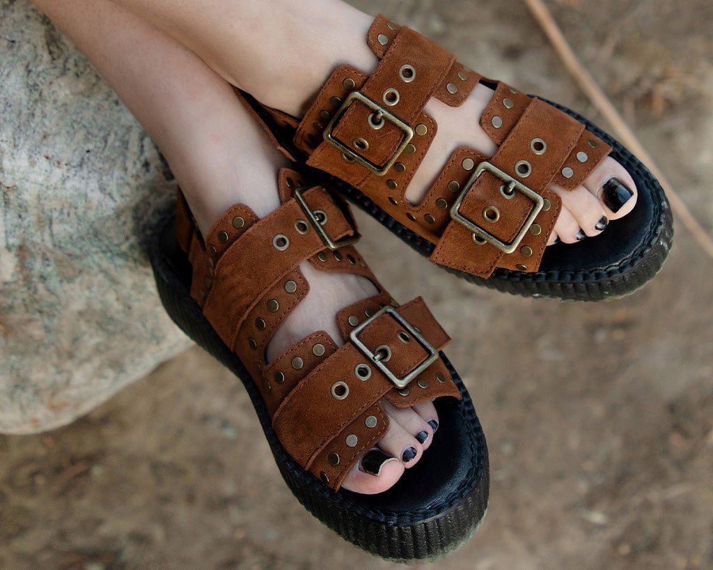 T.U.K. Shoes V3344L Brown Suede Flat Stud Viva Mondo Sandal