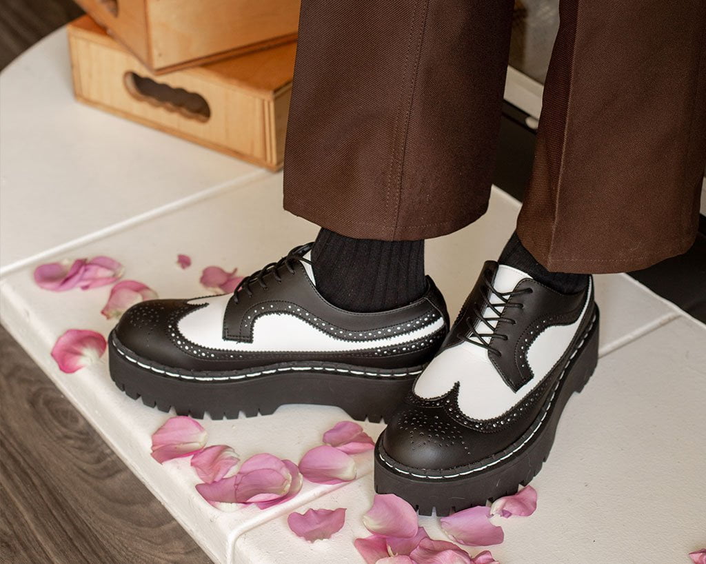 T.U.K. Shoes A9885 Black & White Double Decker Brogue