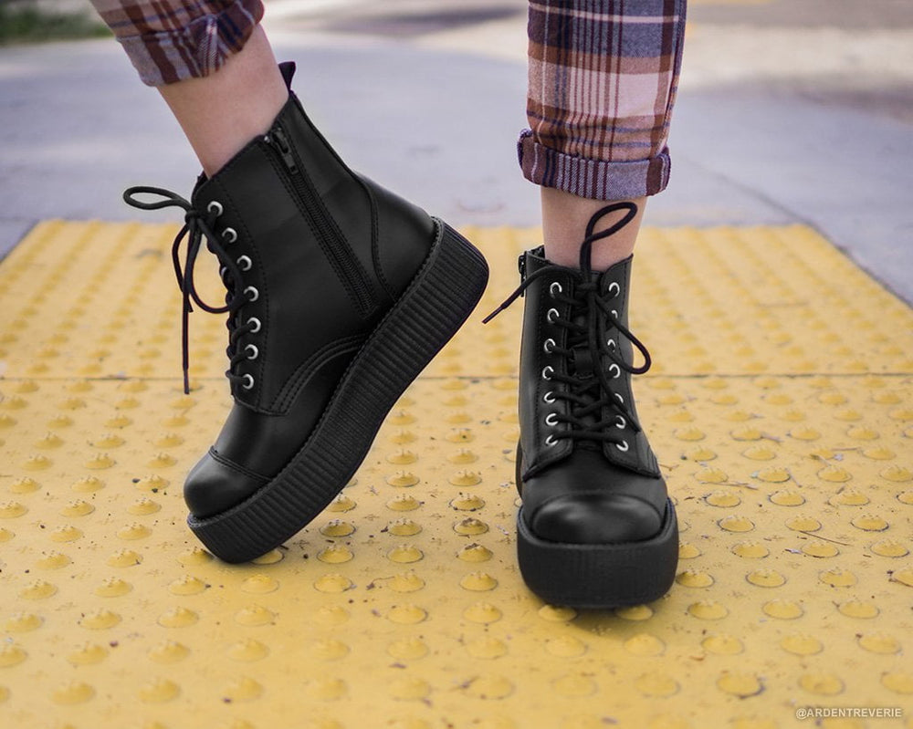 T.U.K. Shoes V9480L Black TUKskin™ Viva Mondo Boot