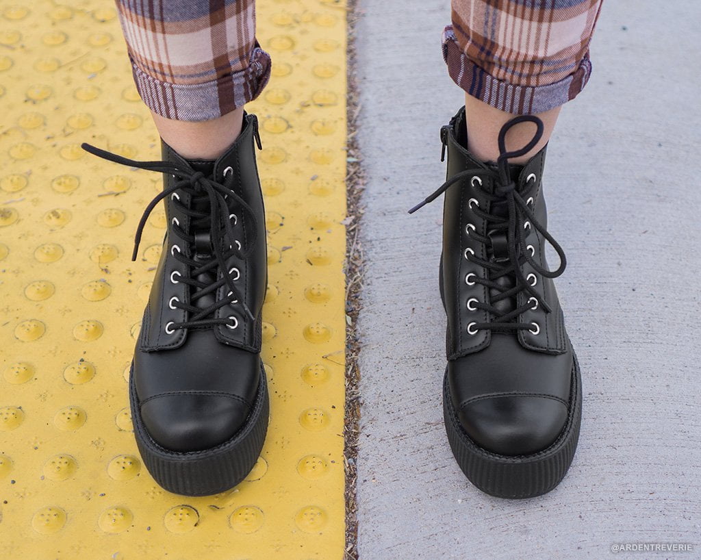 T.U.K. Shoes V9480L Black TUKskin™ Viva Mondo Boot