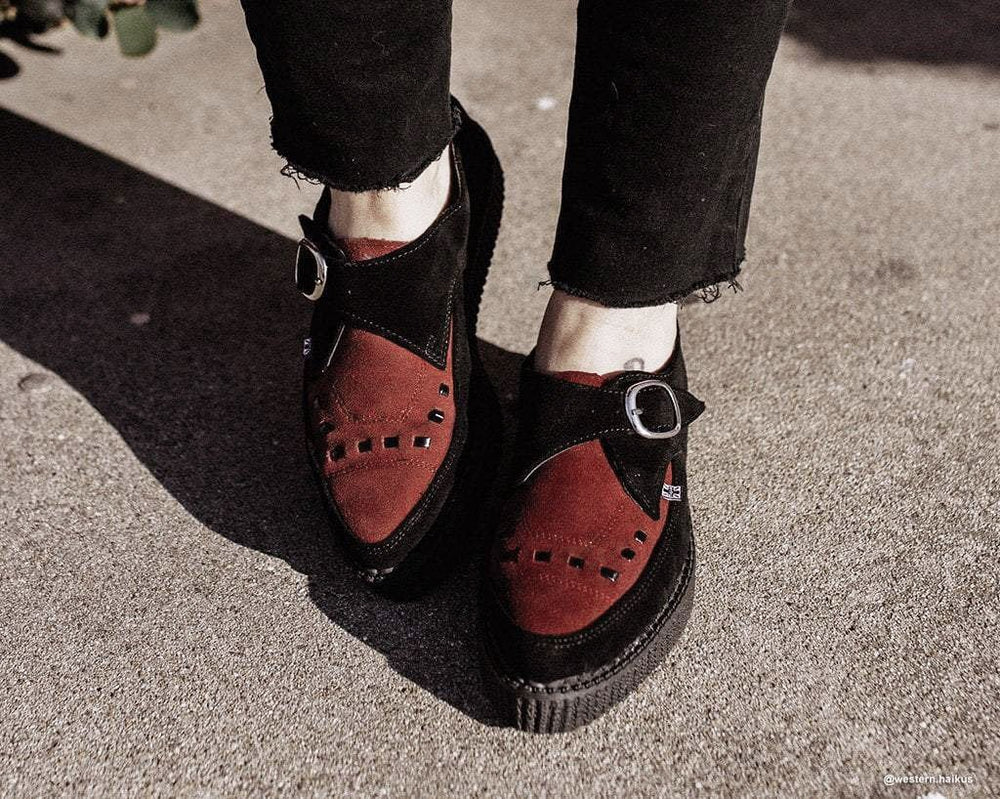 T.U.K. Shoes A9592 Black & Burgundy Suede Pointed Buckle Creeper