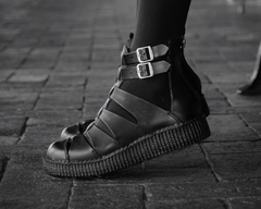 T.U.K. Shoes V9577L Black TUKskin™ Gladiator Viva Low Sandal