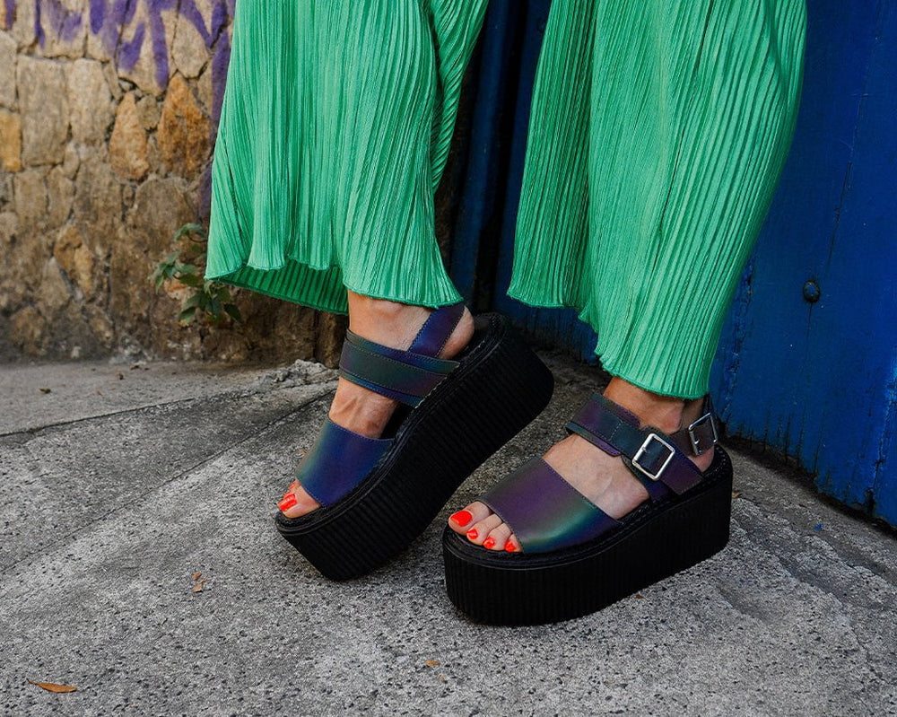 T.U.K. Shoes S3305L Midnight Chameleon Strato Sandal