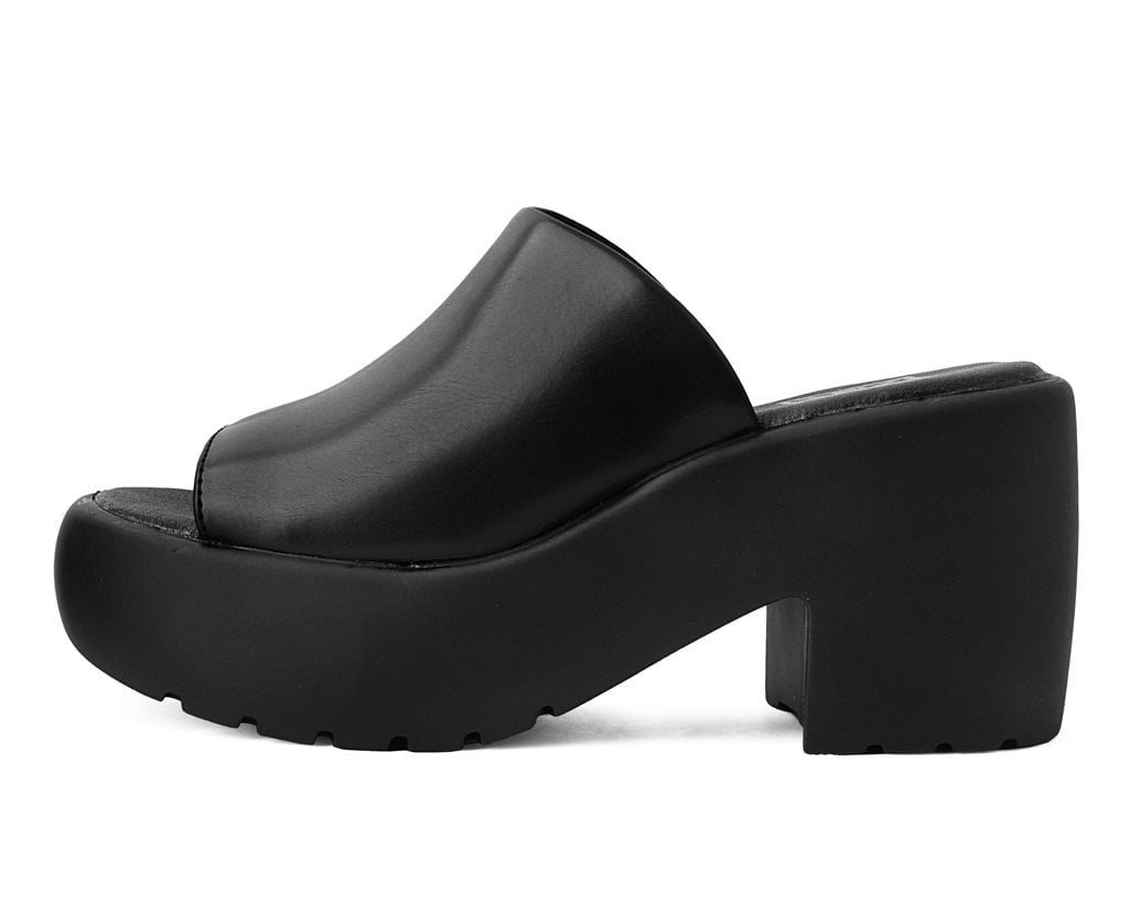 T.U.K. Shoes A9878L Black Bubble Mule Heel