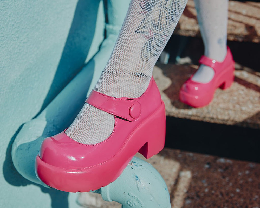 T.U.K. Shoes A3219L Pink Liquid Bubble Mary Jane Platform