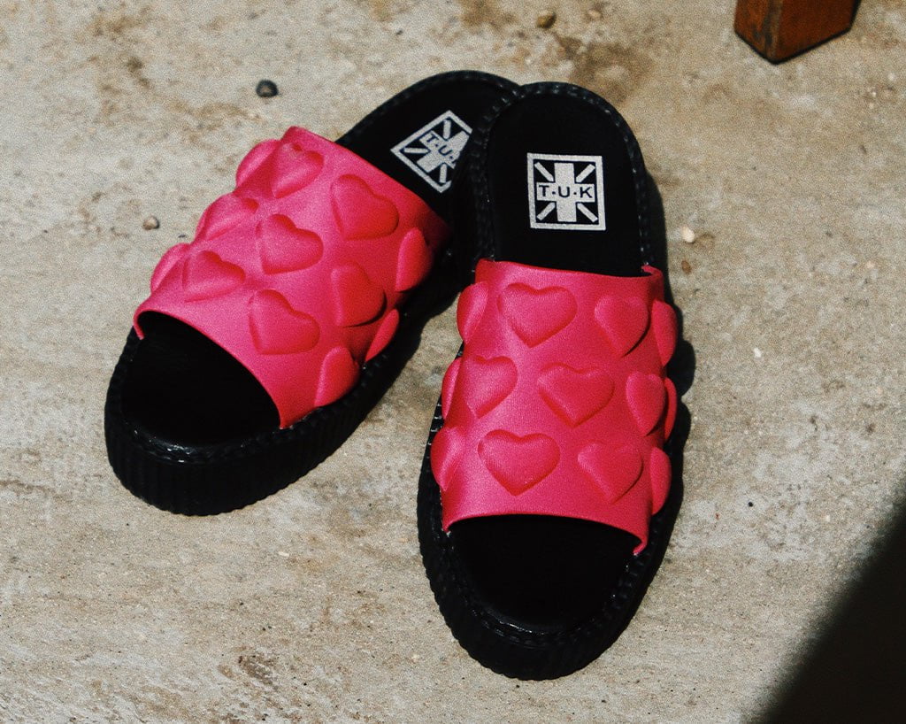 T.U.K. Shoes V3303L Pink Puff Heart Mondo Sandal