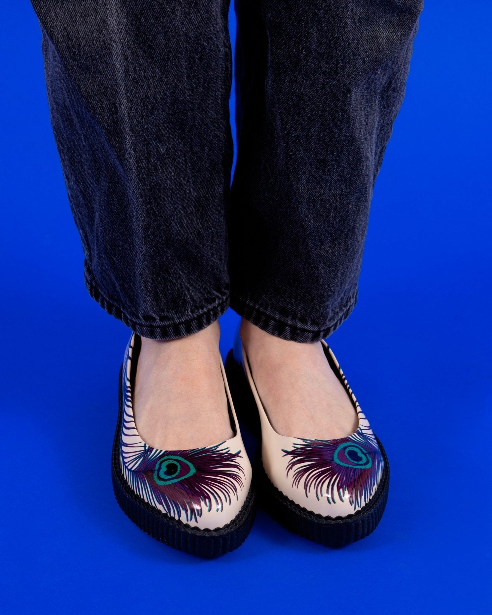 T.U.K. Shoes A3396L Cream Peacock Feather Ballet Creeper