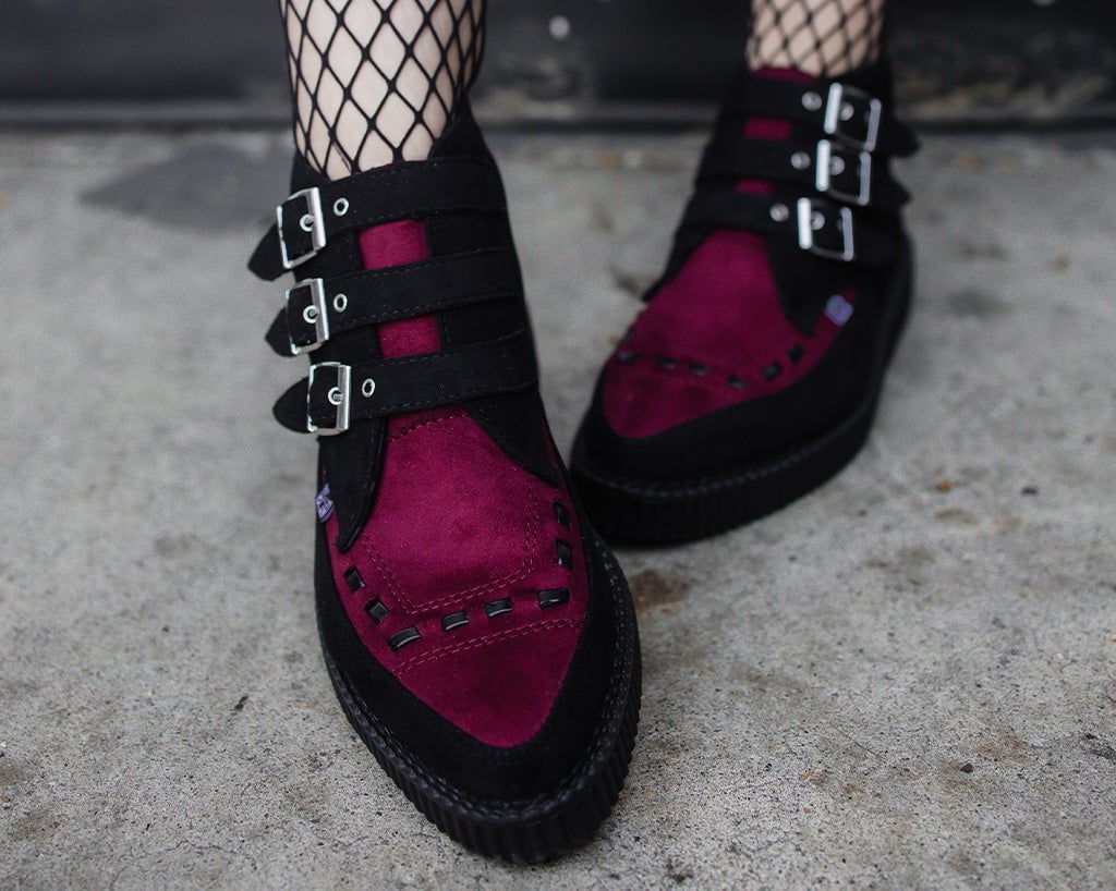 T.U.K. Shoes A3290 Black & Burgundy 3-Buckle Pointed Creeper Boot