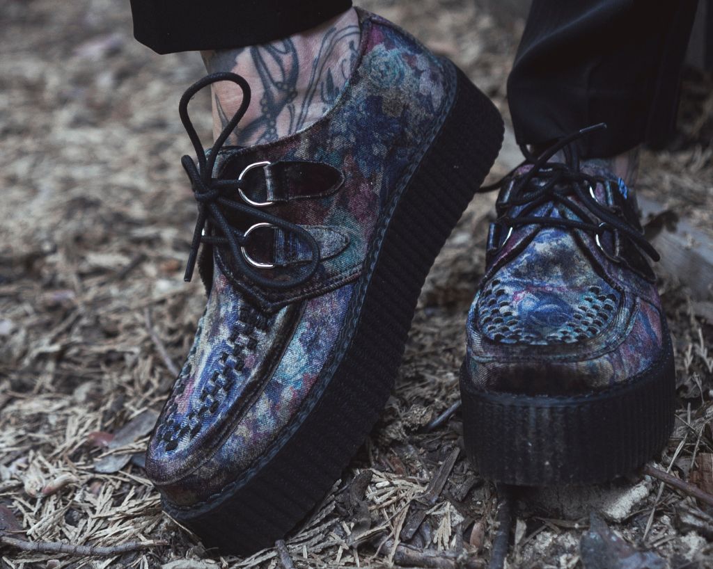 T.U.K. Shoes V3284 Floral Velvet Viva Mondo Creeper