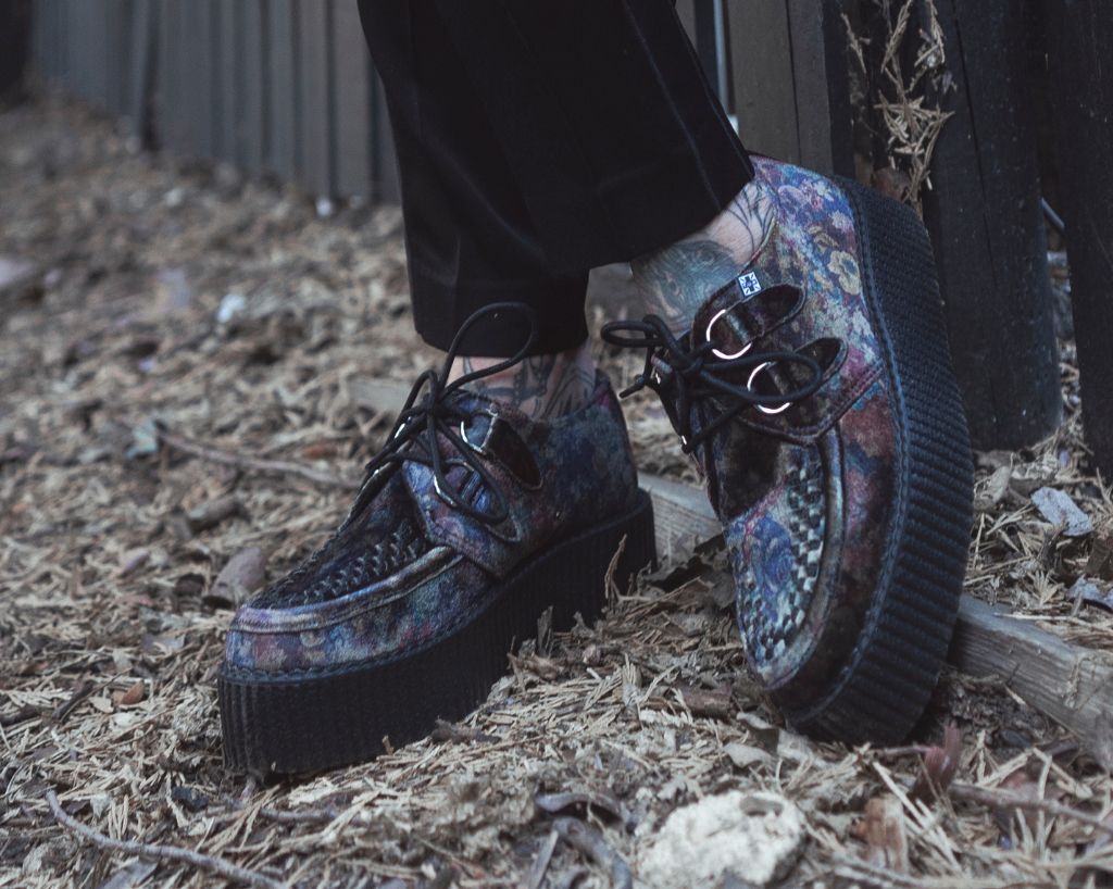 T.U.K. Shoes V3284 Floral Velvet Viva Mondo Creeper